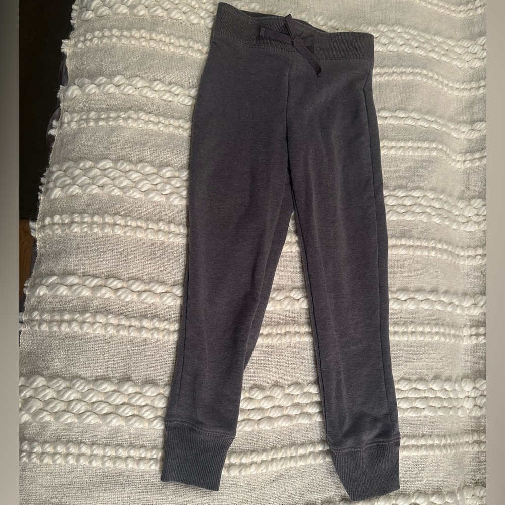 🌸 $3 if Bundled - XS (4-5) Green Soda Sweat Pants Gray